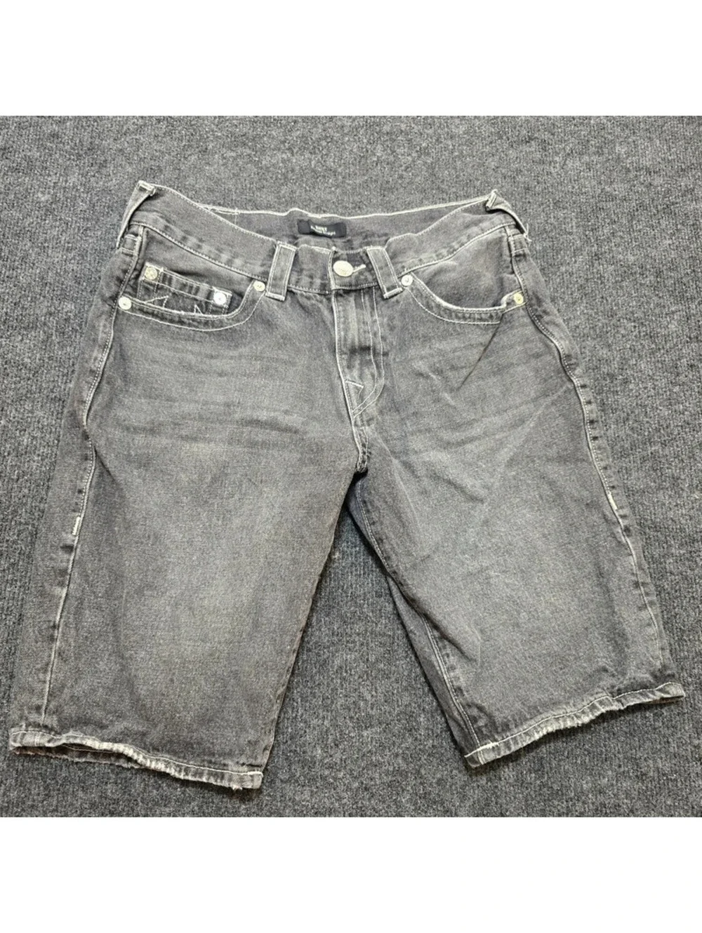 True Religion Ricky Relaxed Straight Shorts Men’s 31 Gray Zigzag Horseshoe